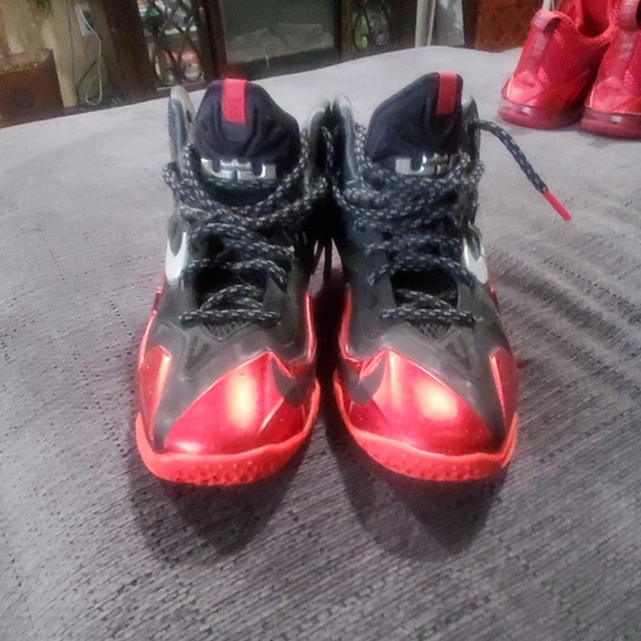 Nike lebron 11 "kings pride " - Picture 2 of 4